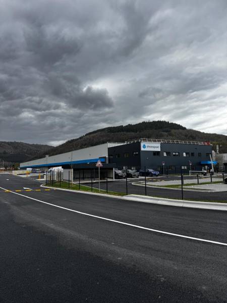 Installation d'un système de climatisation dans un entrepôt Chronopost