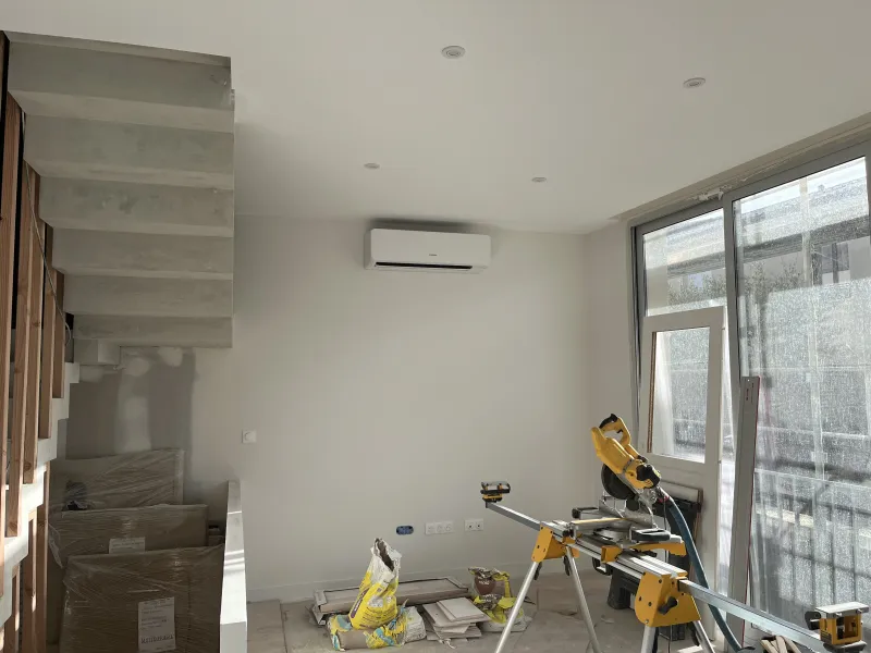 Mural 5 kw pour le chauffage du salon dans une maison neuve au Bouscat